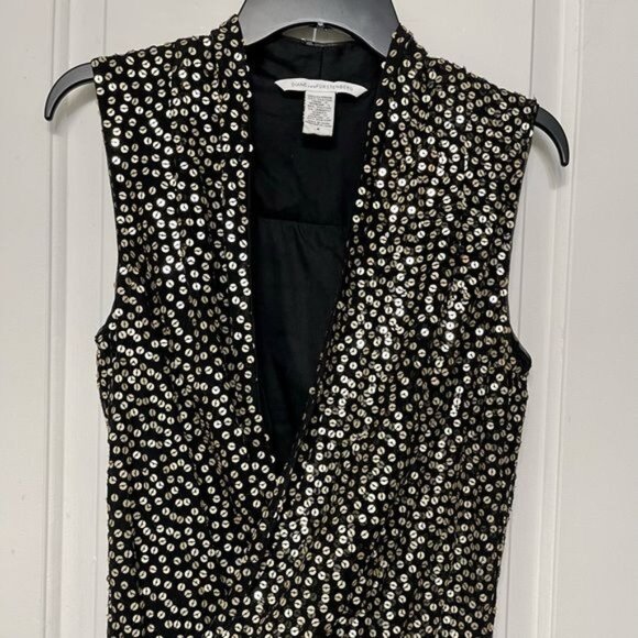 Diane von Furstenberg Black Gold Issie Sequin Mini Dress Size 4 - Picture 4 of 11